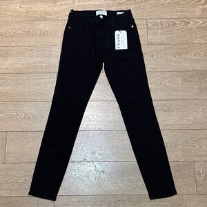 Frame Denim Le Skinny de Jeanne in Film Noir